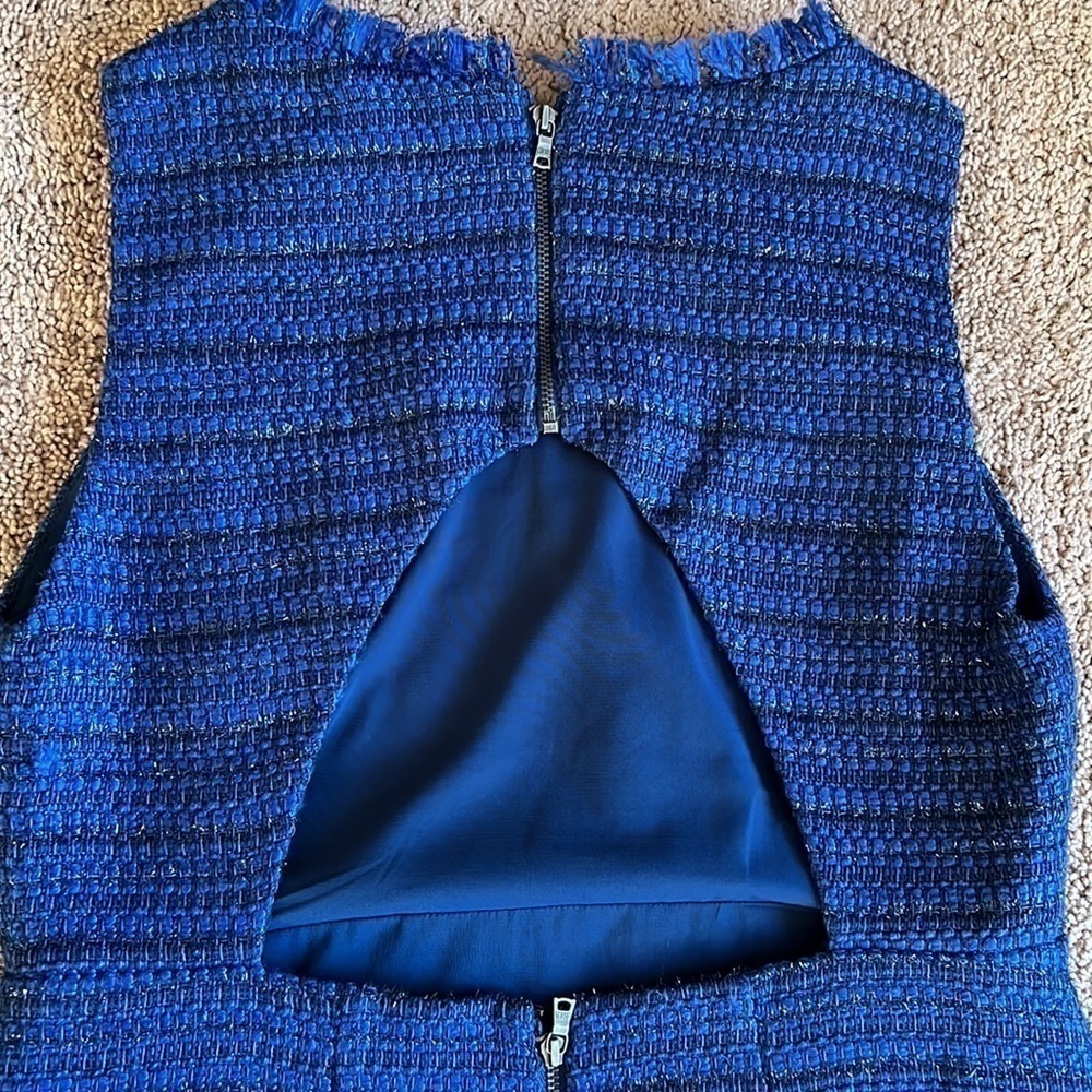Alice + Olivia Stari Cutout Back Blue Tweed Dress size 8 - Picture 9 of 9